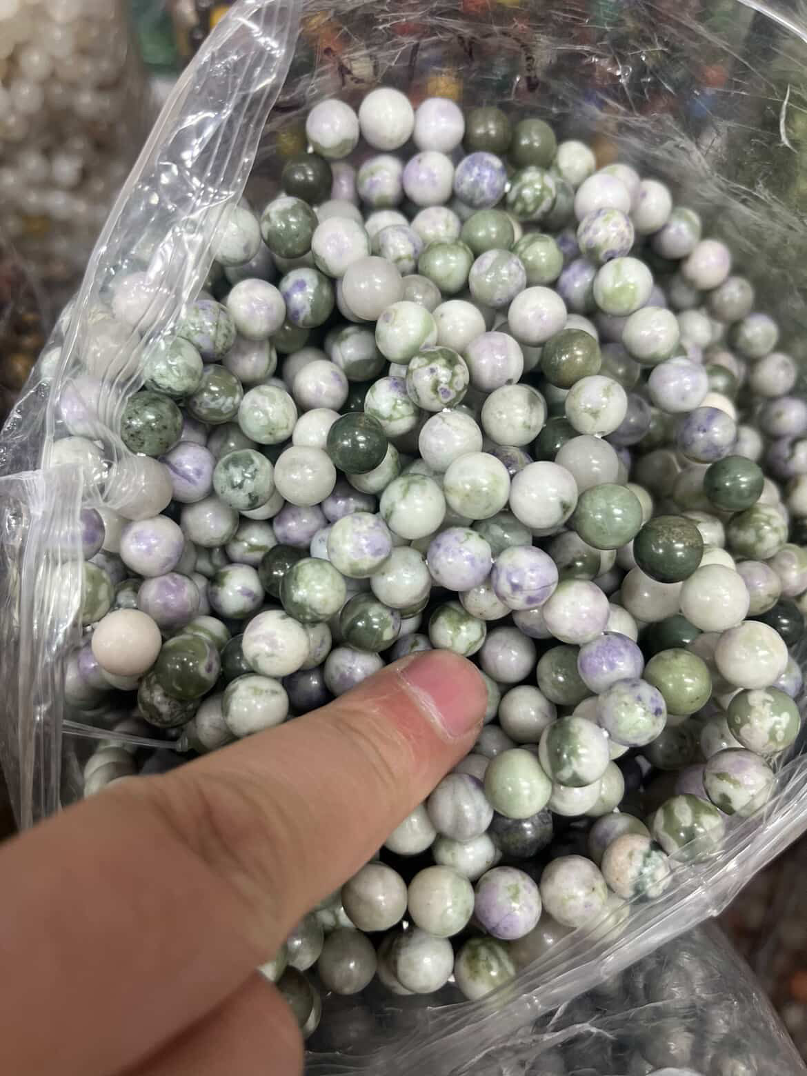 yve bracelets// $1 each pick here// round beads 8mm