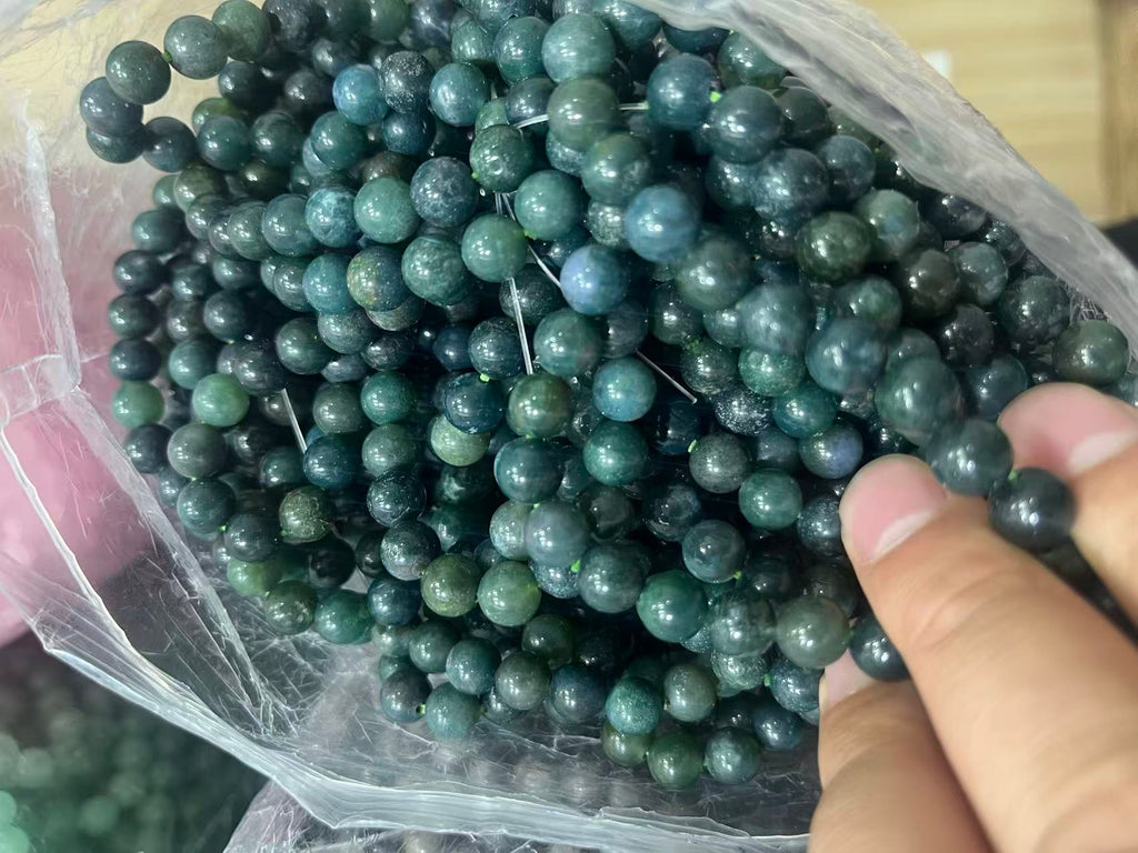 yve bracelets// $1.5 each //round beads 8mm